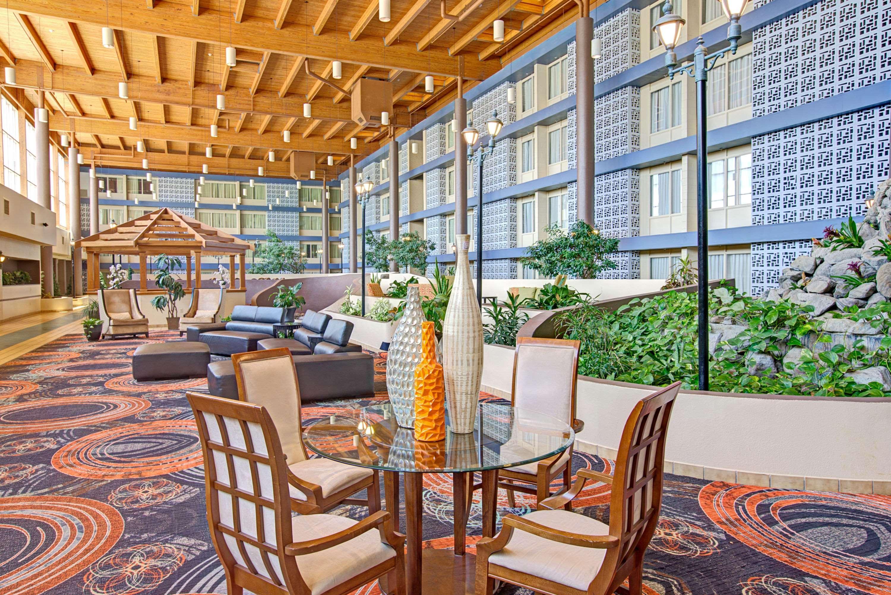 Hotel Ramada Plaza By Wyndham Charlotte South End Airport Extérieur photo