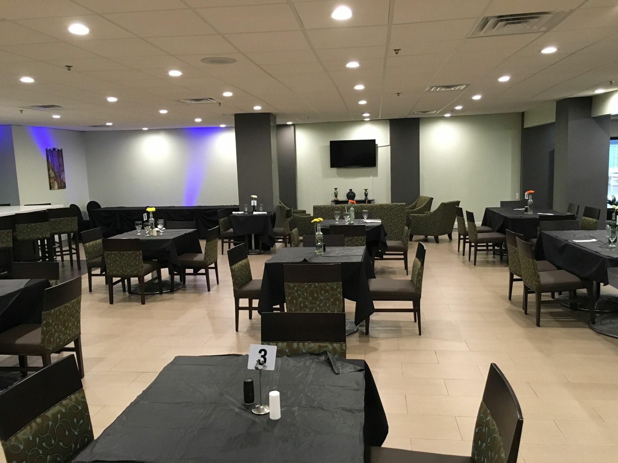 Hotel Ramada Plaza By Wyndham Charlotte South End Airport Extérieur photo